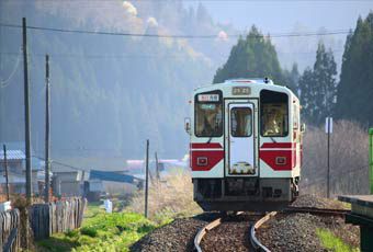 日本東北秋田內陸縱貫鐵道