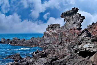 濟州島龍頭岩