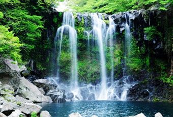 濟州島天帝淵瀑布