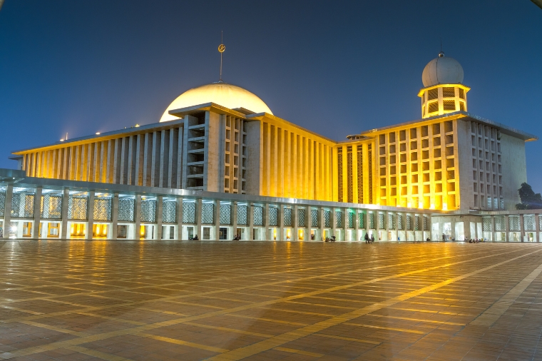 伊斯蒂克拉爾清真寺 Istiqlal Mosque