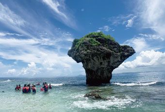 小琉球旅遊必遊花瓶岩