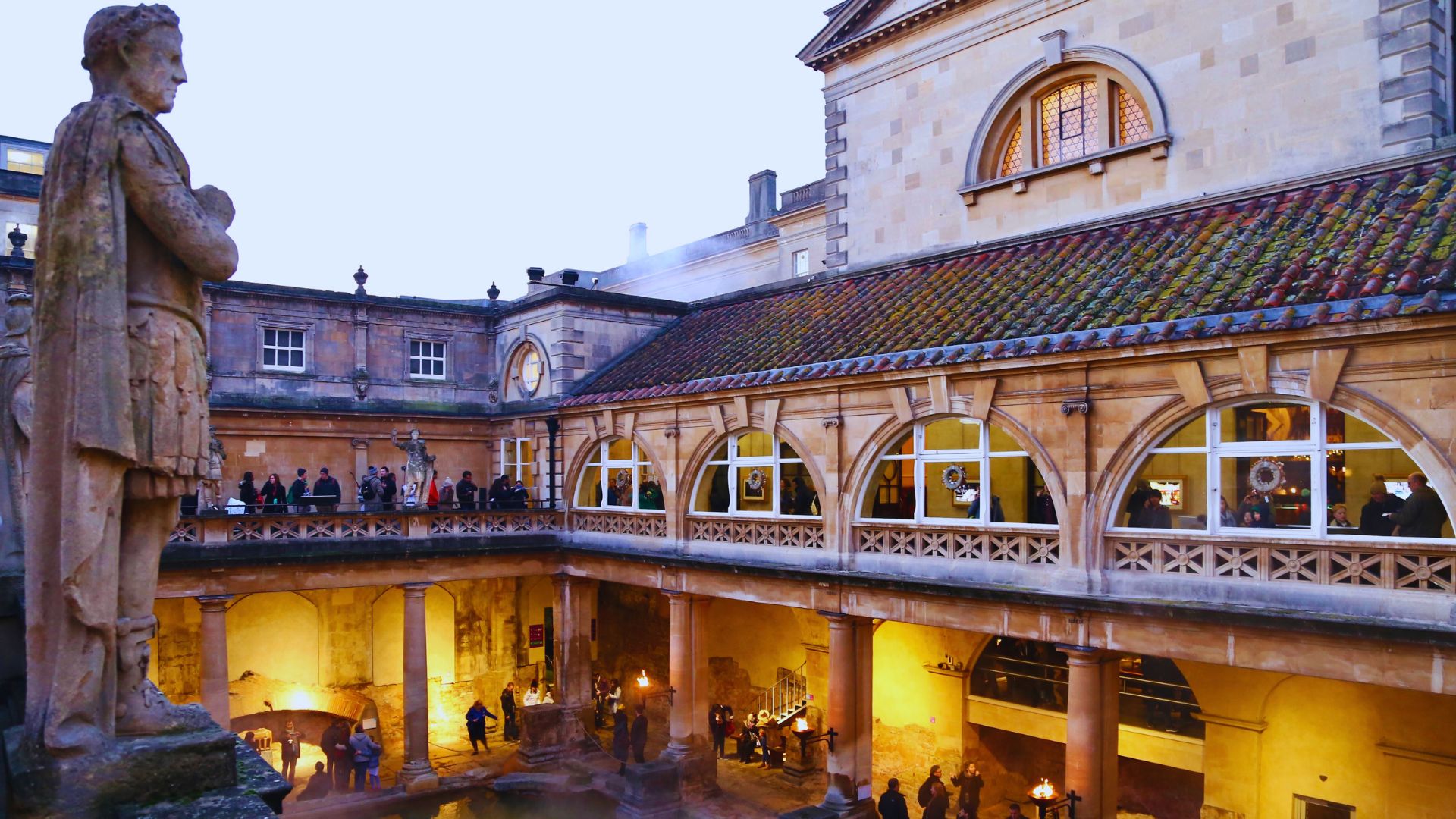 巴斯(Bath)羅馬古浴與巨石之謎