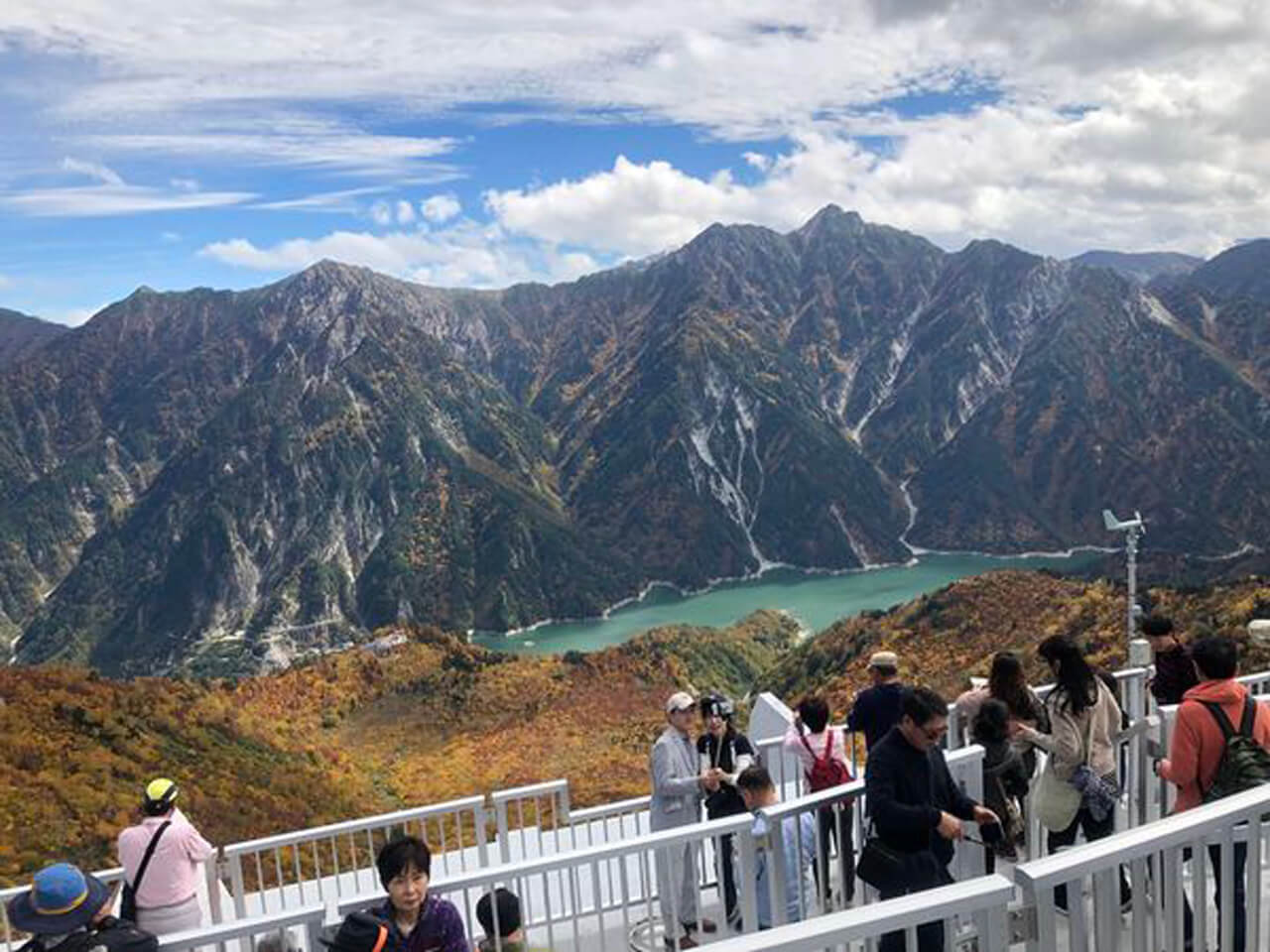 黑部立山(立山黑部)美麗的黑部湖