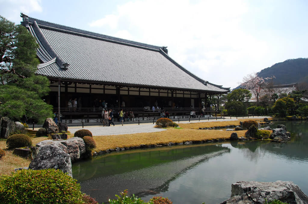 日本的名勝古蹟天龍寺