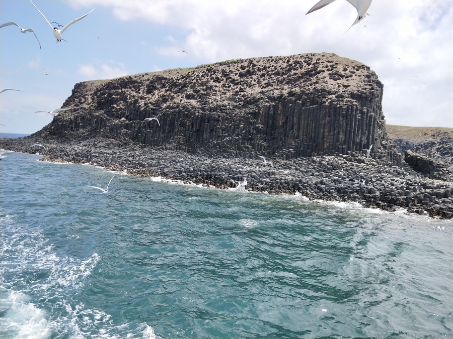 澎湖旅遊海上玄武岩
