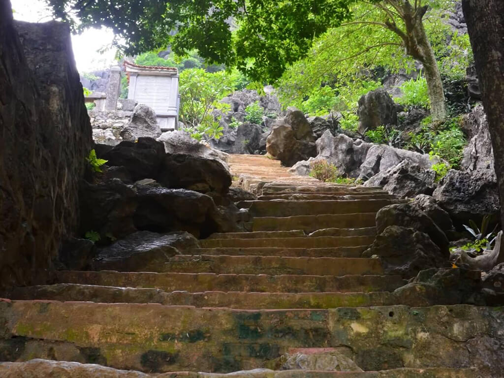 寧平碧洞古廟一日遊